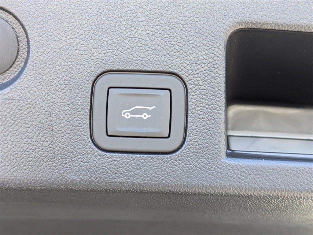 New 2026 Chevrolet Equinox RS w/ Convenience Package III image 13