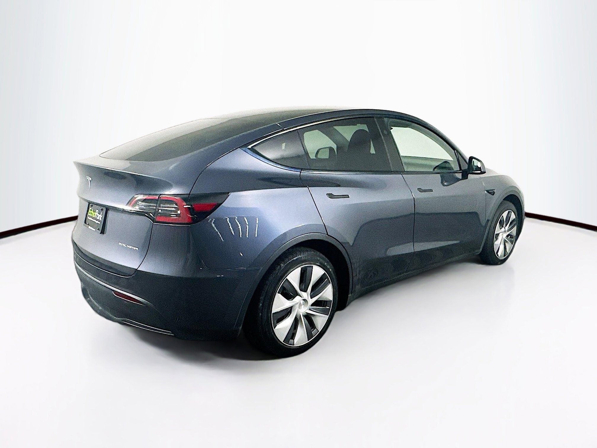 Used 2023 Tesla Model Y Long Range image 9