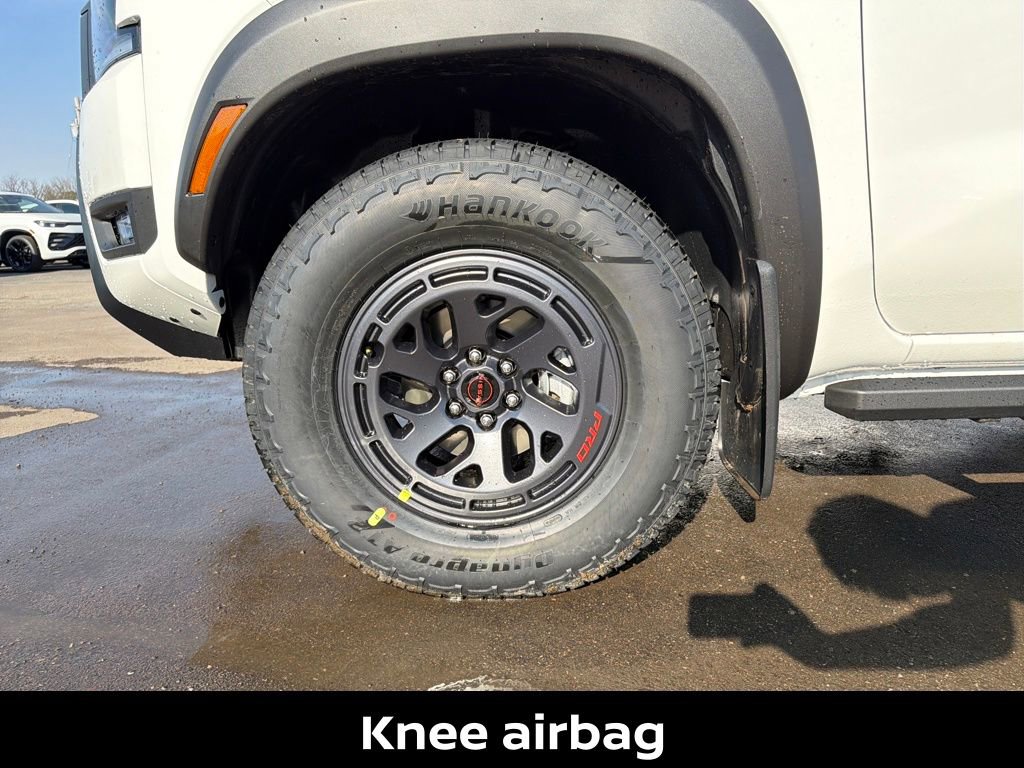 New 2026 Nissan Frontier PRO-4X w/ Pro Premium Package image 34