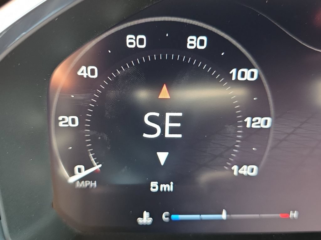 New 2026 GMC Sierra 1500 Elevation w/ Elevation Premium Package AWD/4WD image 21