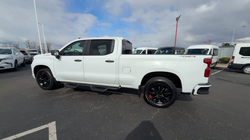 Used 2022 Chevrolet Silverado 1500 Custom AWD/4WD image 5