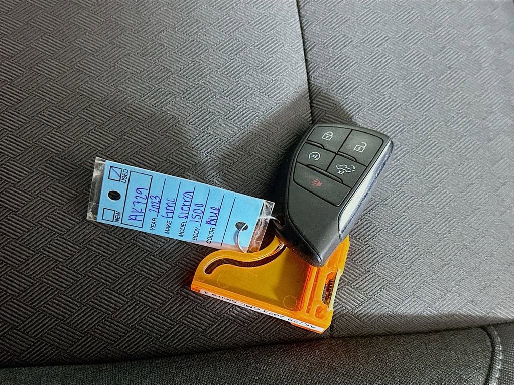 Used 2023 GMC Sierra 1500 Elevation image 36