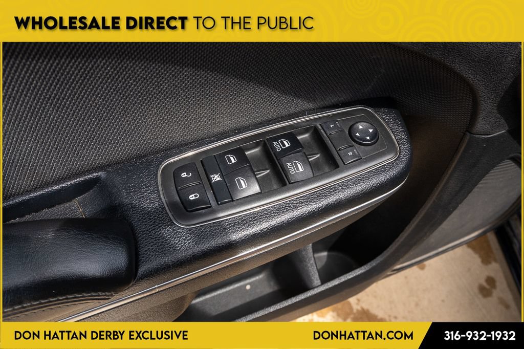 Used 2015 Dodge Charger SE w/ Popular Equipment Group RWD image 15