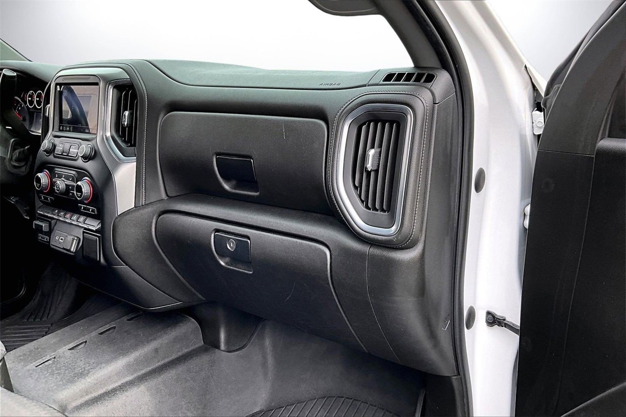 Used 2021 Chevrolet Silverado 1500 RST image 18