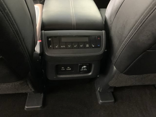 Used 2025 Nissan Pathfinder Platinum w/ Lighting Package (N93) AWD/4WD image 34