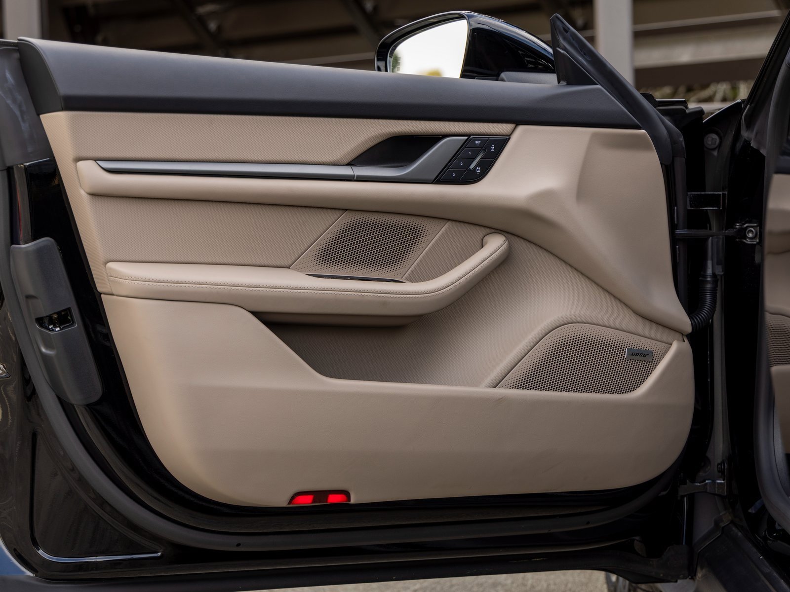 New 2025 Porsche Taycan 4S image 20