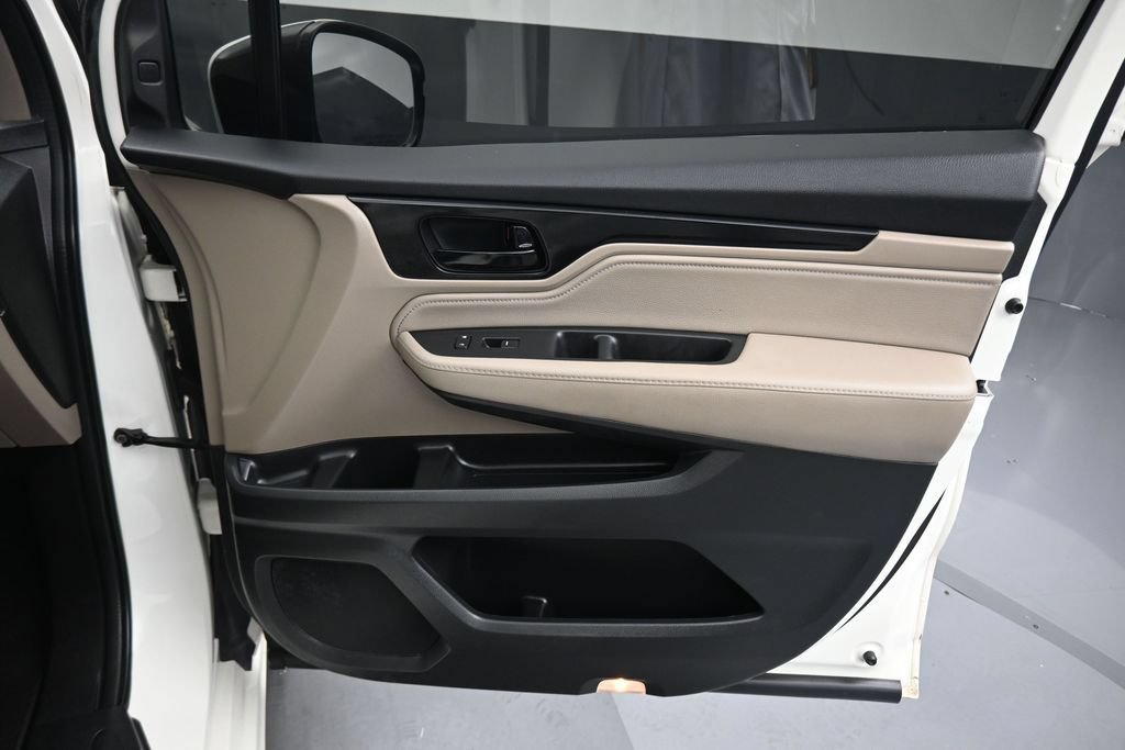Used 2018 Honda Odyssey Elite image 61