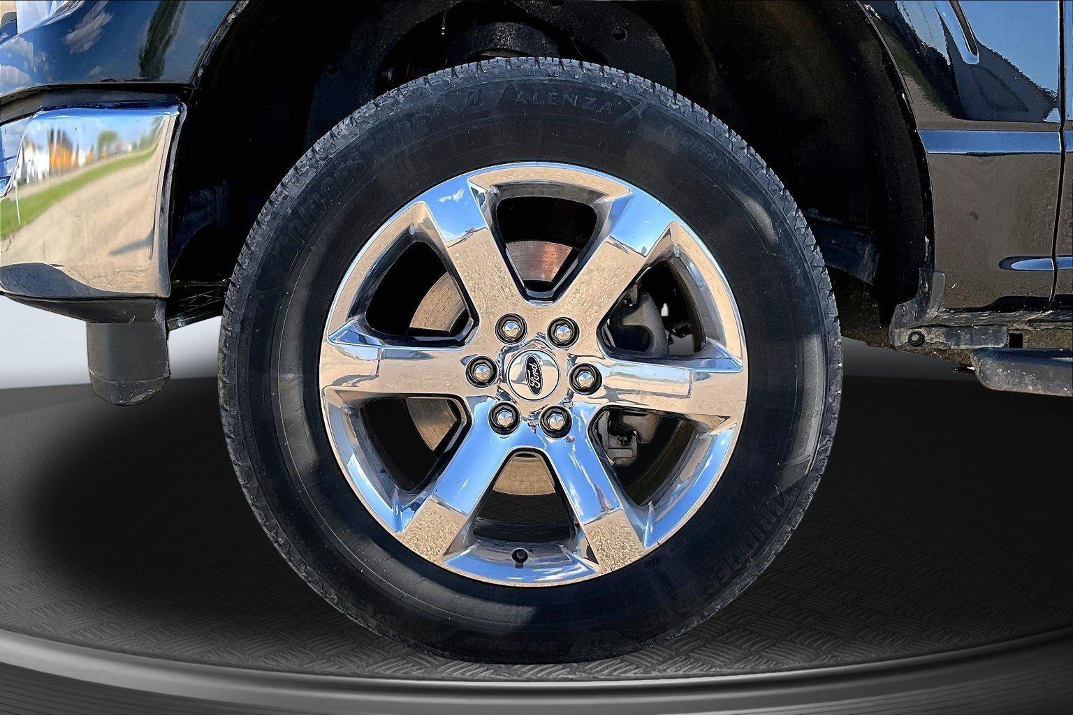 Used 2022 Ford F150 XLT w/ Equipment Group 302A High AWD/4WD image 10