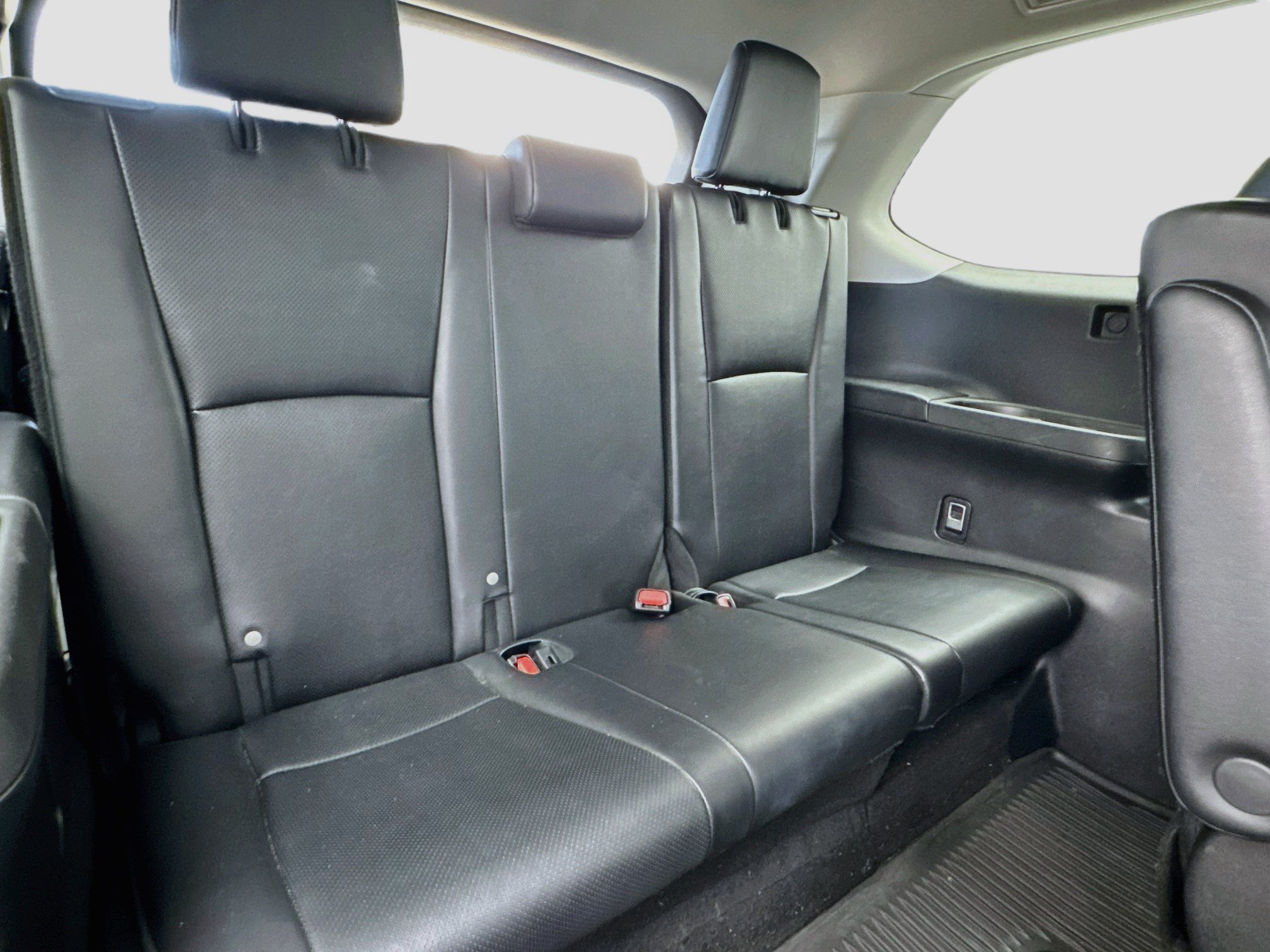 Used 2024 Toyota Grand Highlander XLE FWD image 18