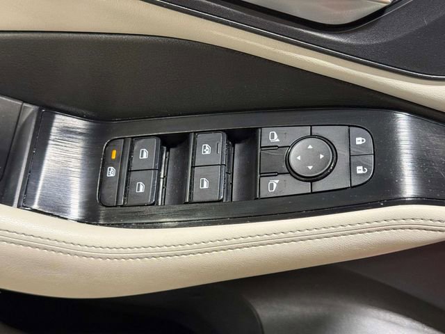 Used 2023 Nissan Rogue SV w/ SV Premium B Package AWD/4WD image 18