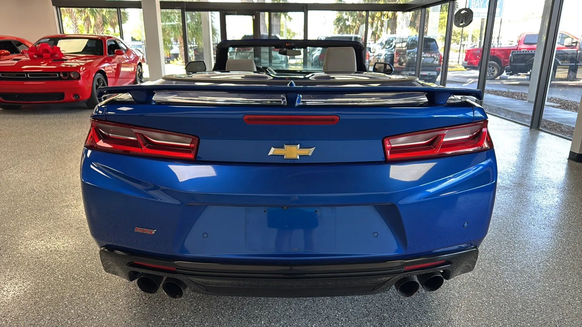 Used 2018 Chevrolet Camaro SS RWD image 45