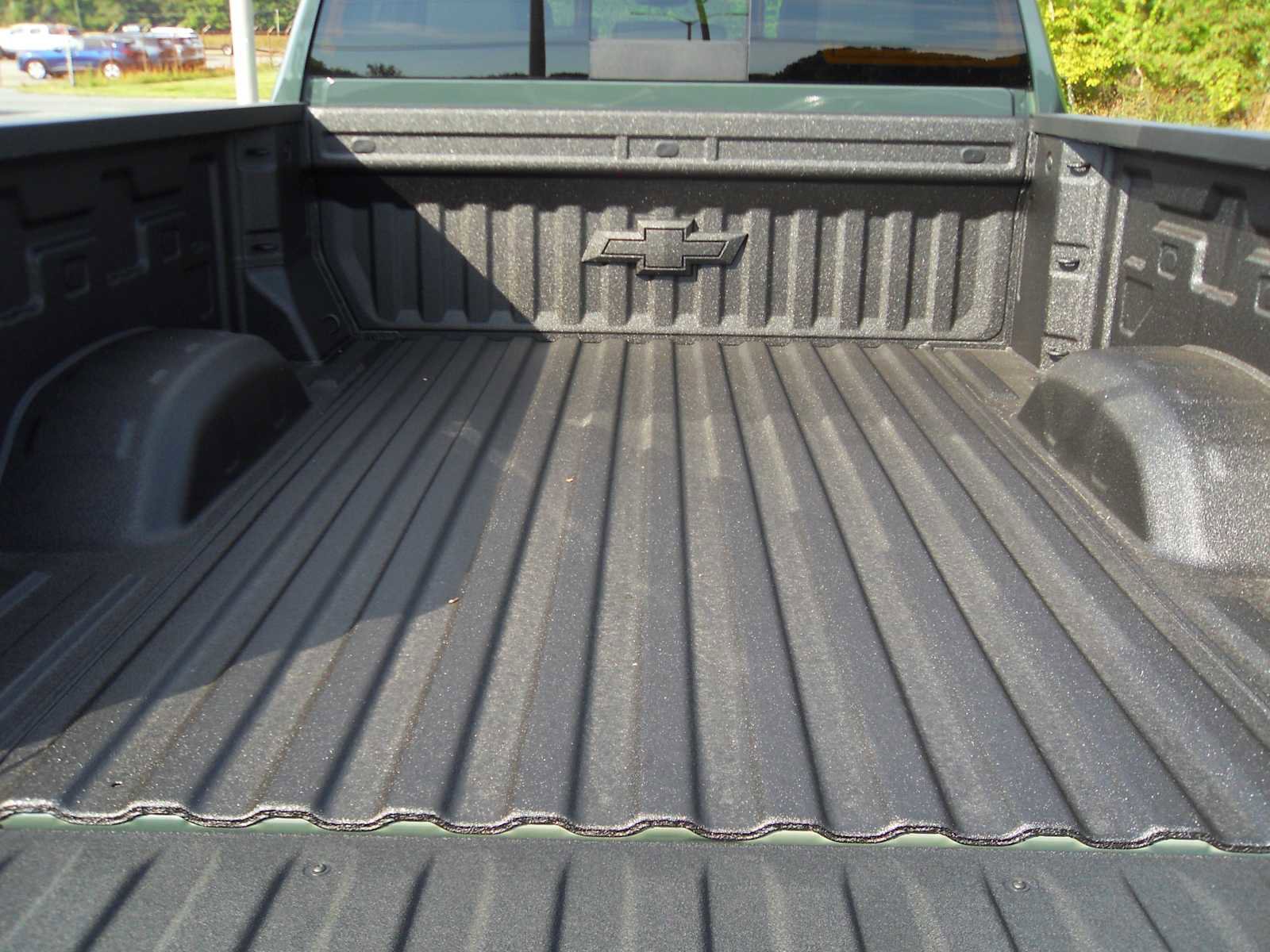 New 2026 Chevrolet Silverado 2500 ZR2 image 16