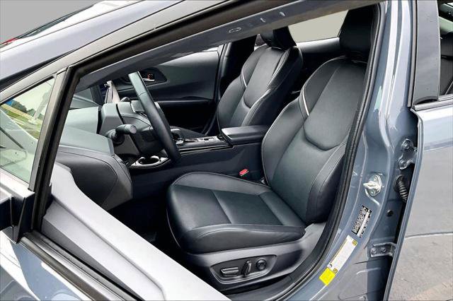 Certified 2025 Toyota Prius Limited w/ Limited Premium Package FWD image 8