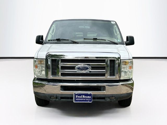 Used 2008 Ford E-350 and Econoline 350 XL RWD image 2