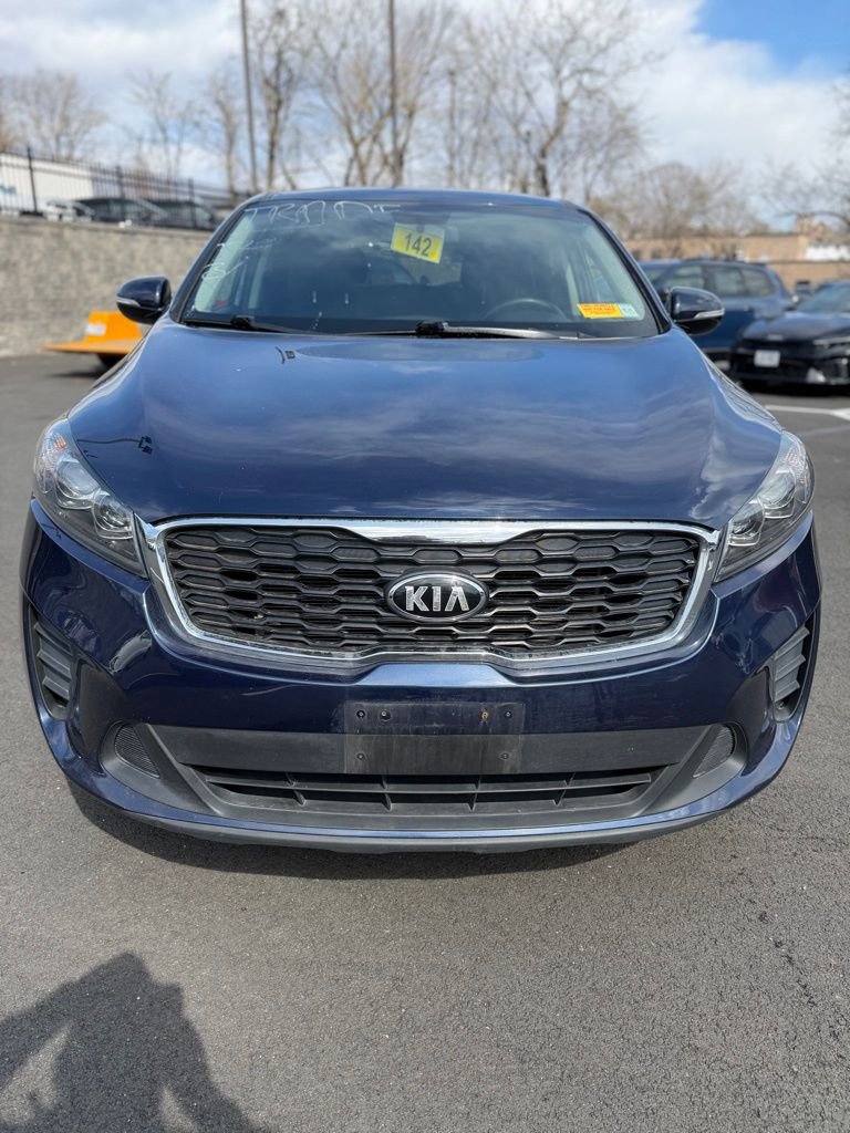 Used 2019 Kia Sorento LX image 2