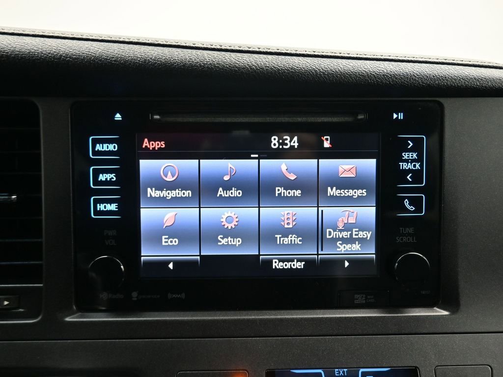 Used 2017 Toyota Sienna SE w/ SE Preferred Package image 16