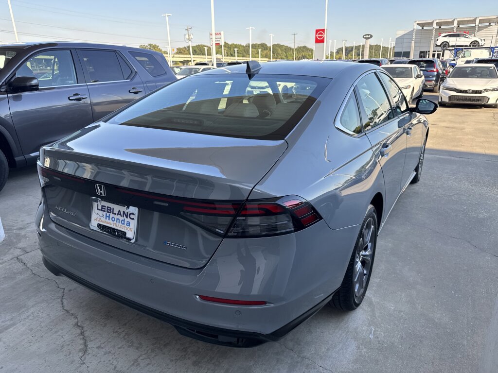 New 2025 Honda Accord EX-L image 4