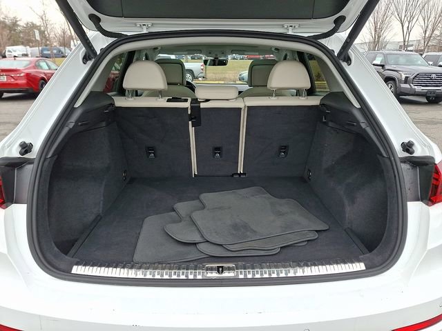 Used 2024 Audi Q3 2.0T Premium image 31