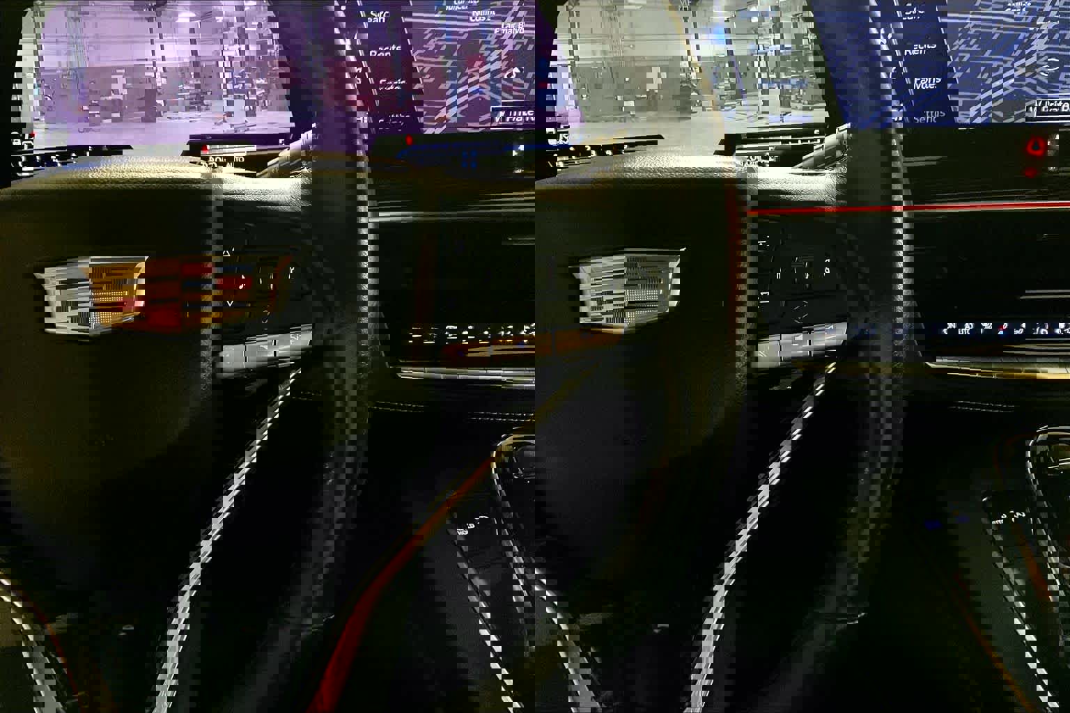 Used 2021 Cadillac Escalade Sport w/ Driver Assist Tech Package image 23