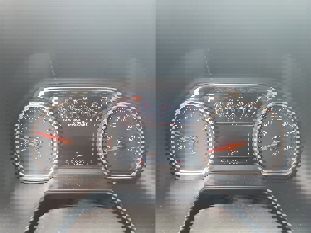 Certified 2021 Chevrolet Suburban High Country w/ Premium Package image 12