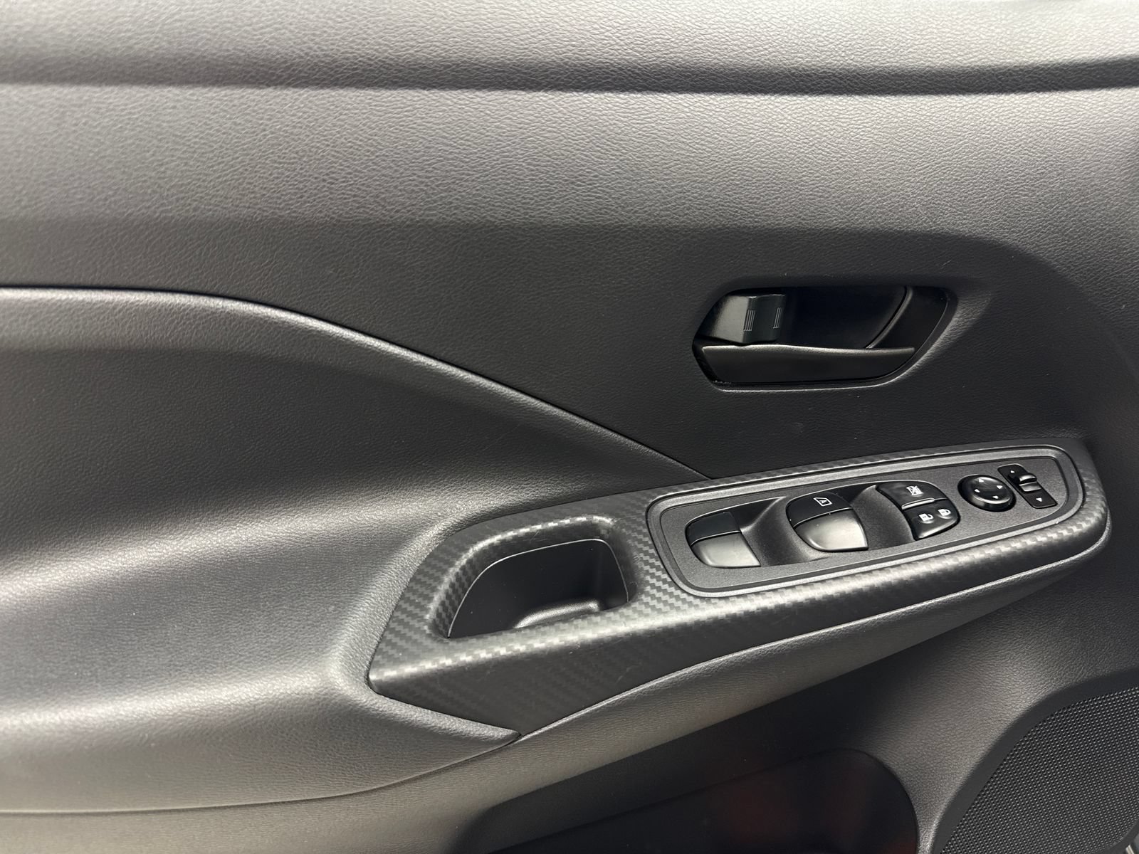 Used 2025 Nissan Versa S w/ Trunk Package FWD image 34