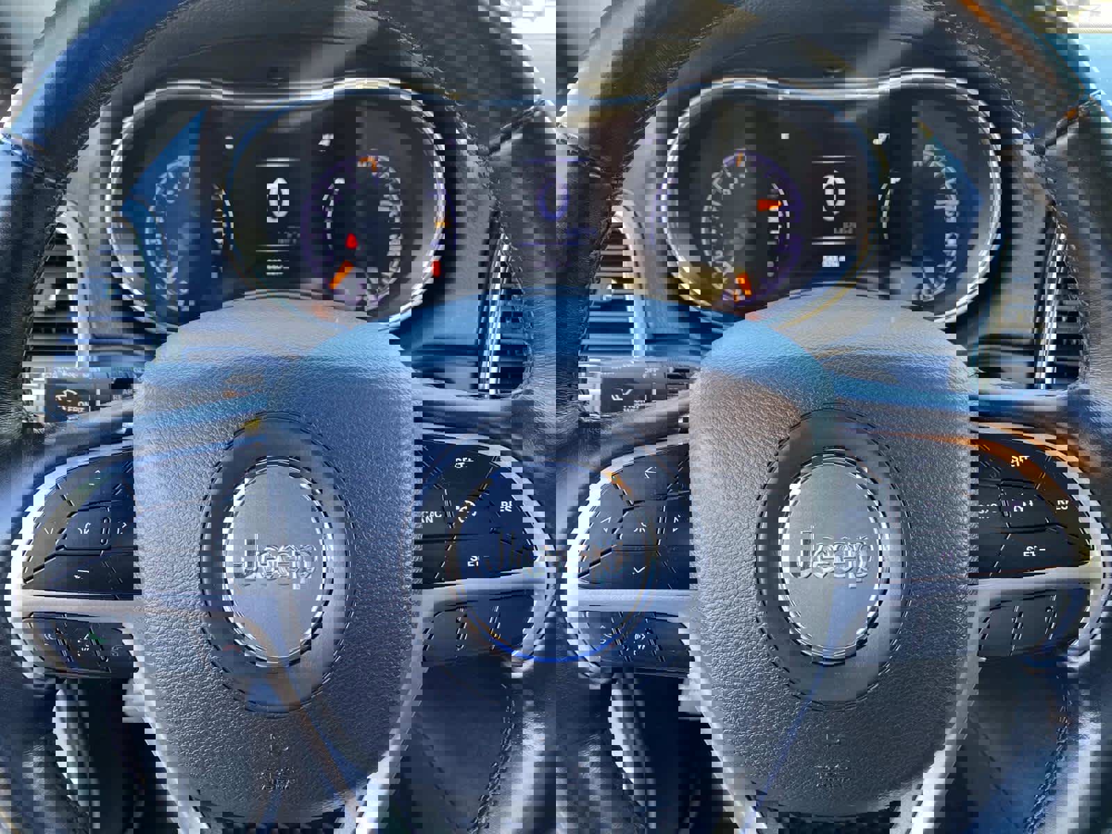 Certified 2021 Jeep Grand Cherokee Limited image 18