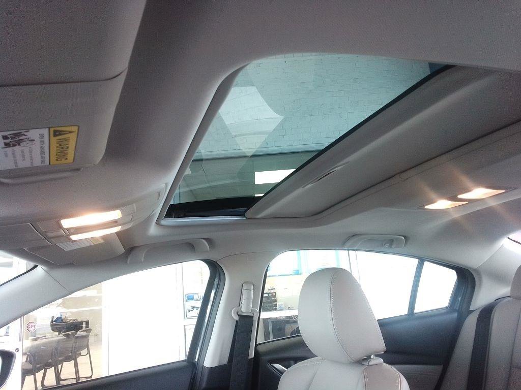 Used 2015 MAZDA MAZDA6 Touring w/ Touring Technology Package image 15