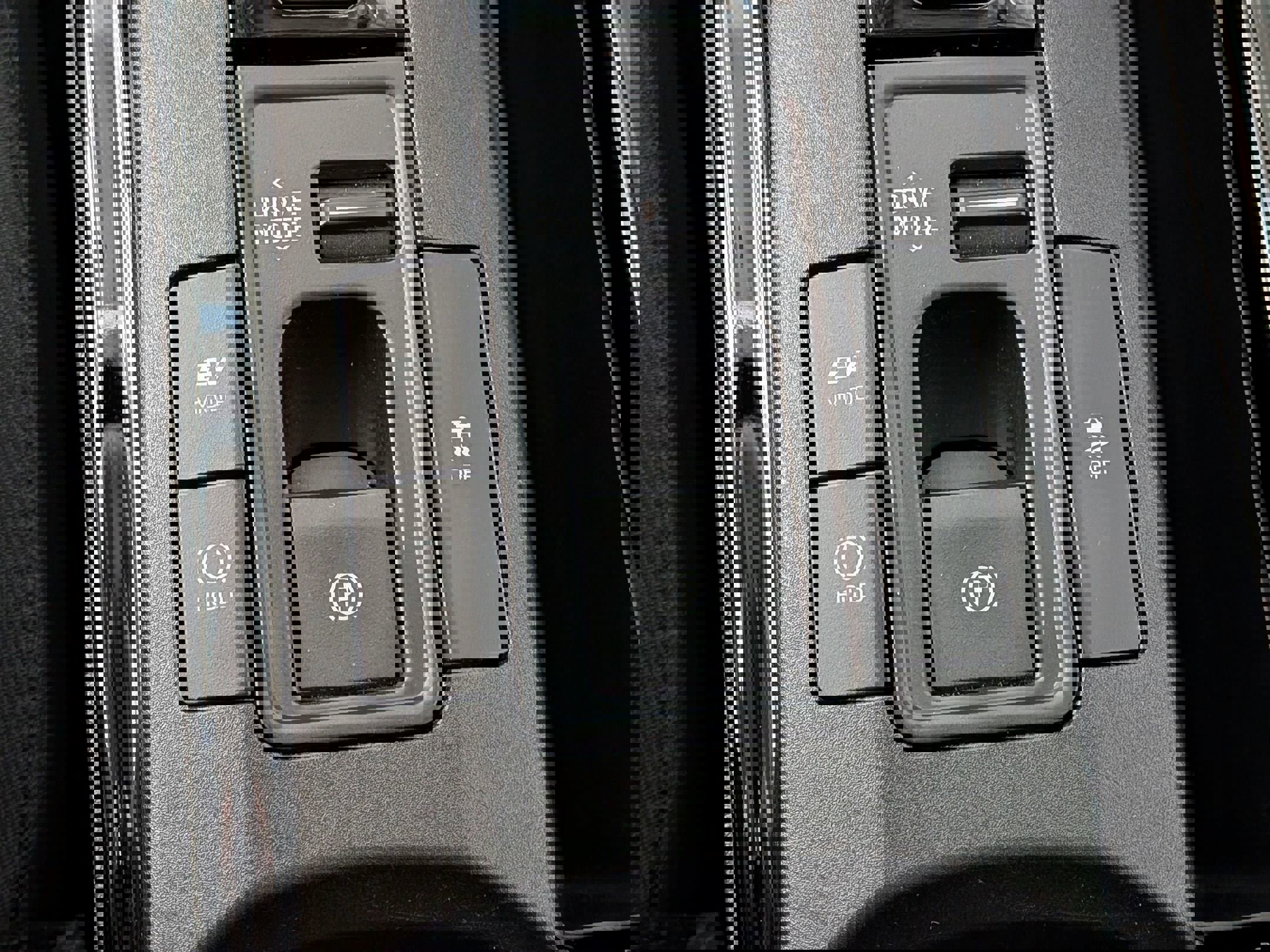 Used 2023 Toyota Prius LE FWD image 23