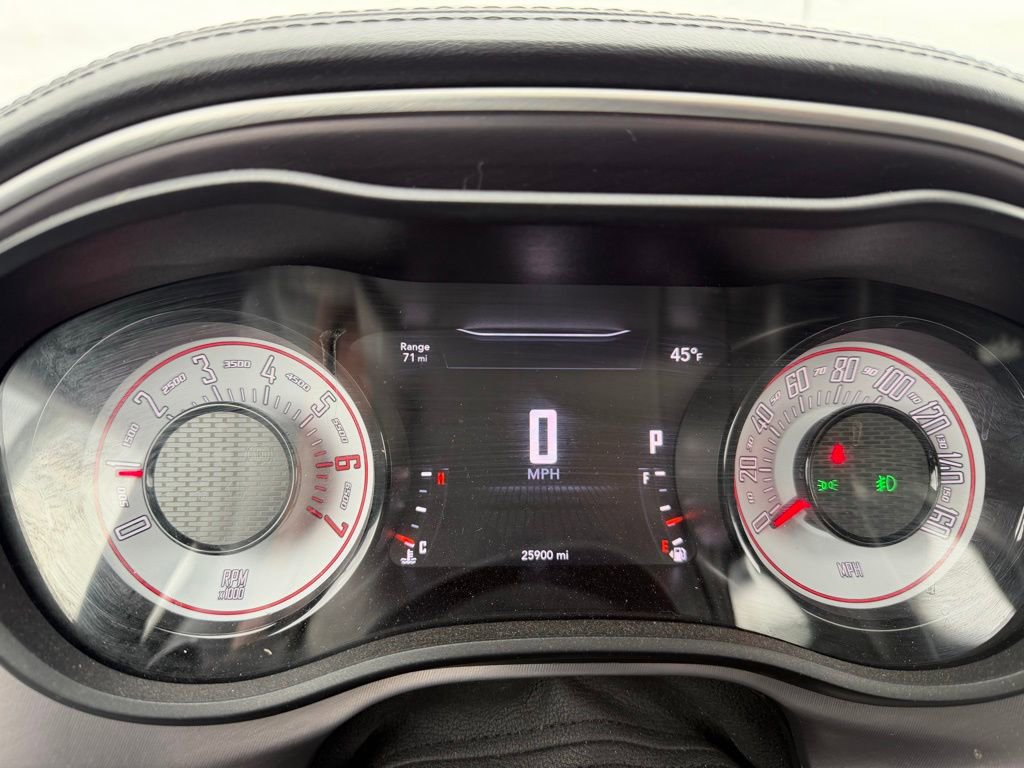 Used 2022 Dodge Challenger R/T w/ T/A Package image 3