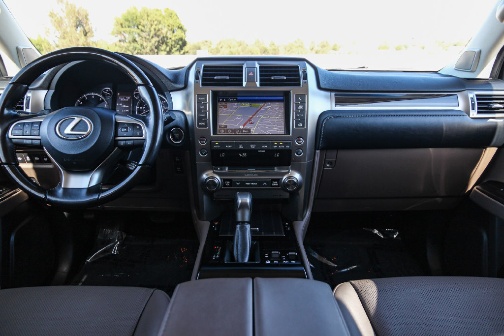 Certified 2021 Lexus GX 460 Premium w/ Premium Package AWD/4WD image 13