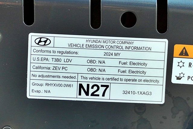 Certified 2024 Hyundai Ioniq 5 SEL RWD image 35