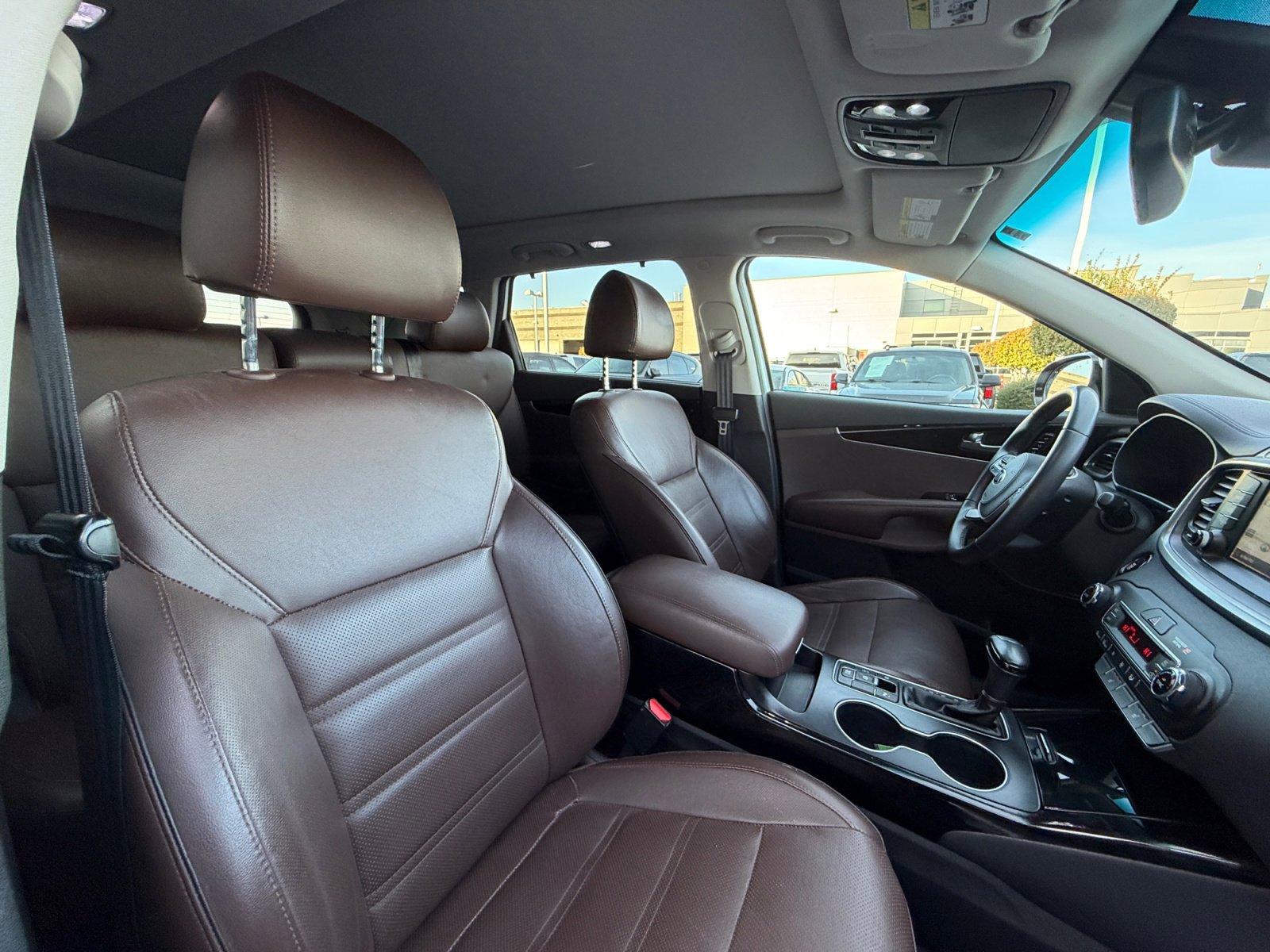 Used 2019 Kia Sorento SX image 19