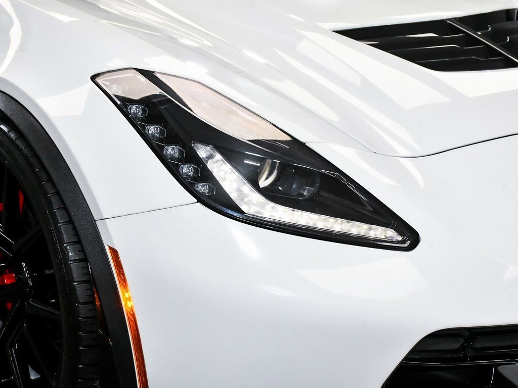 Used 2015 Chevrolet Corvette Z06 w/ 3LZ Preferred Equipment Group image 72