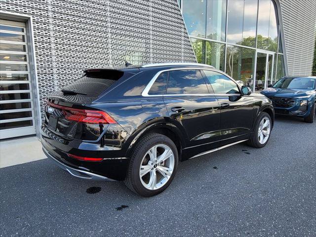 Used 2023 Audi Q8 Premium w/ Convenience Package AWD/4WD image 7