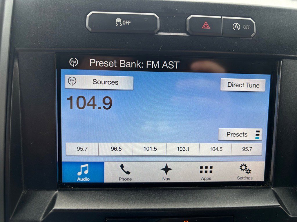 Used 2018 Ford F150 XLT w/ Equipment Group 302A Luxury image 40