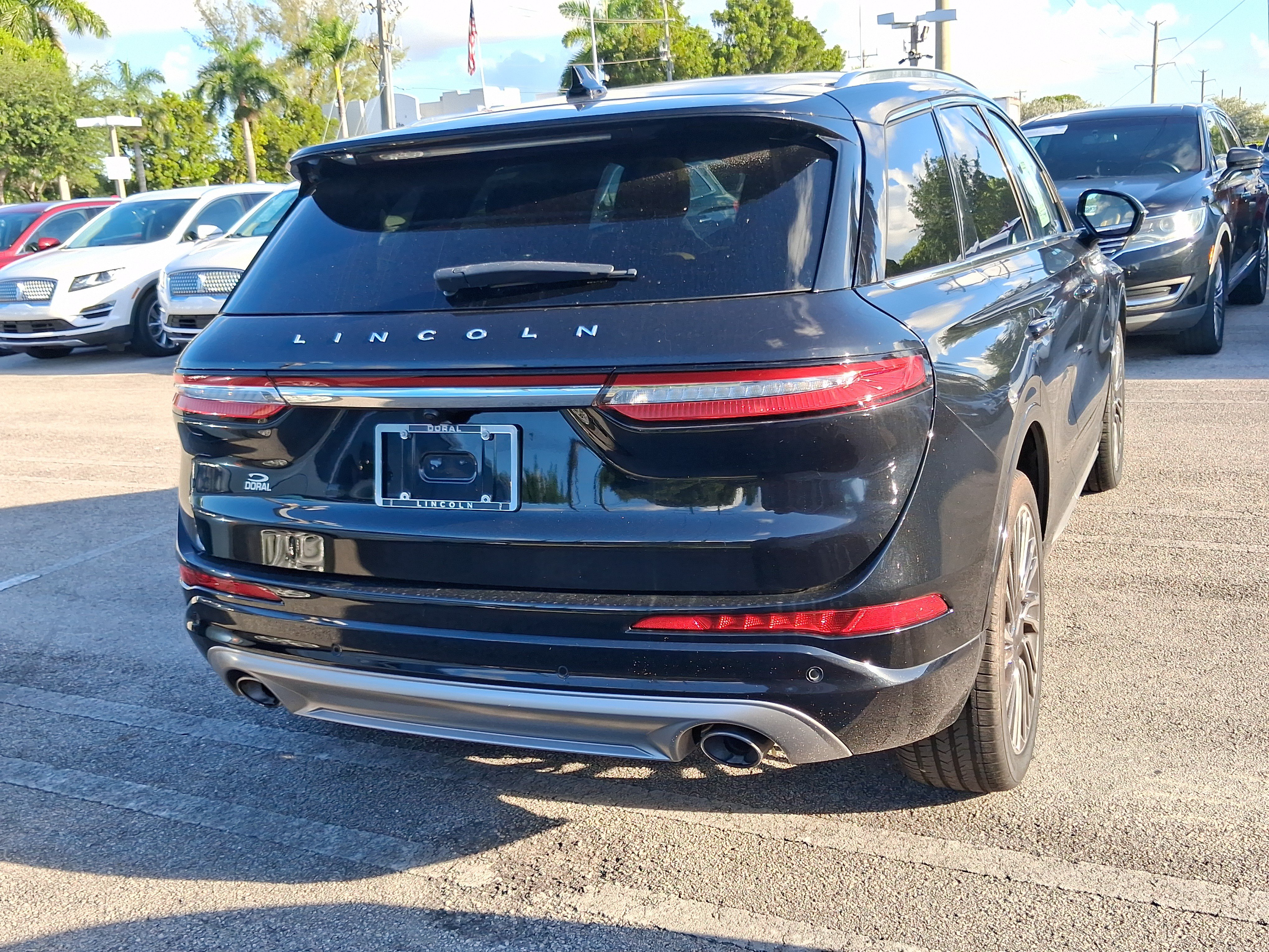Certified 2020 Lincoln Corsair Reserve w/ Appearance Package FWD image 4