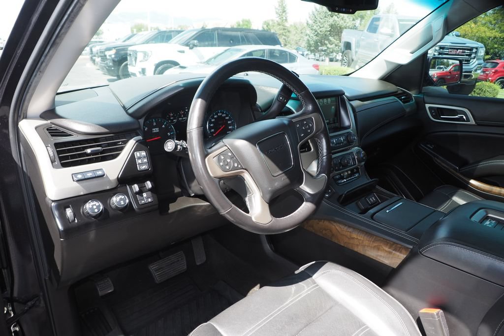 Used 2018 GMC Yukon Denali AWD/4WD image 12
