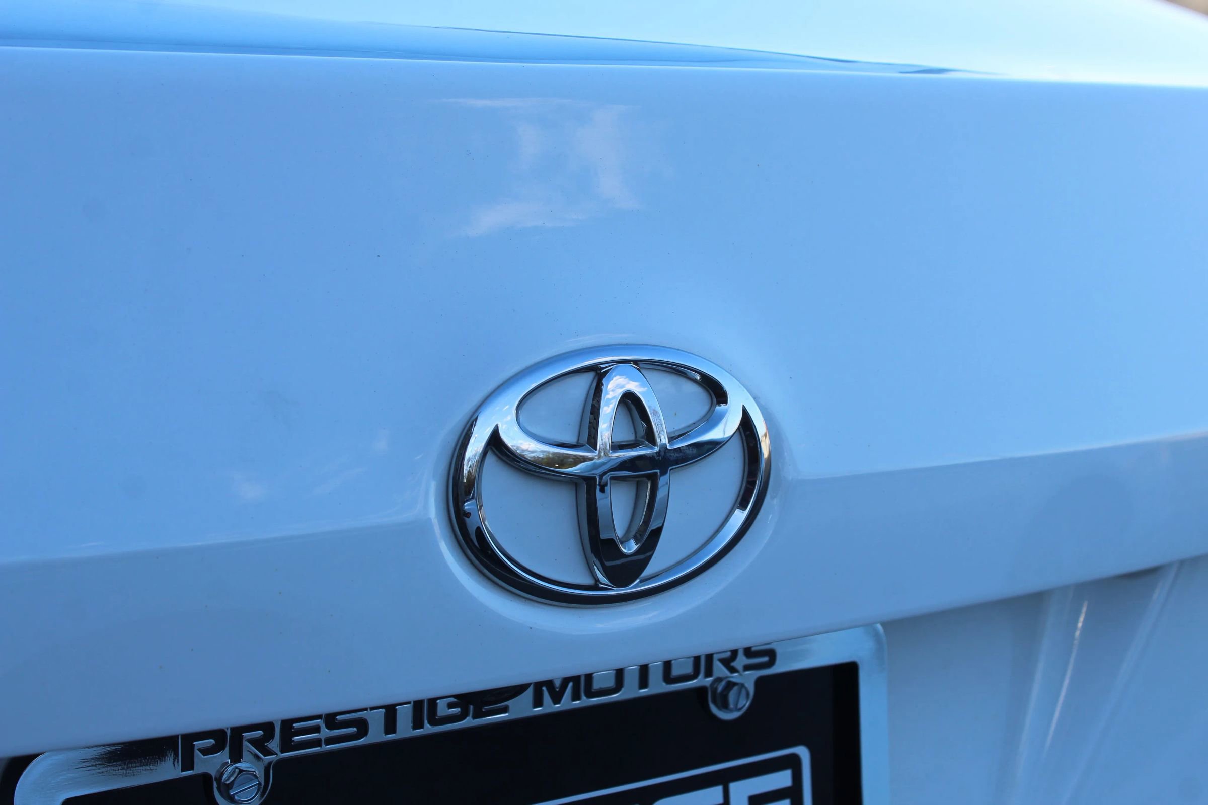 Used 2018 Toyota Corolla LE FWD image 40