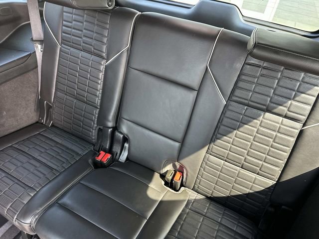 Used 2024 Cadillac Escalade Premium Luxury Platinum AWD/4WD image 12