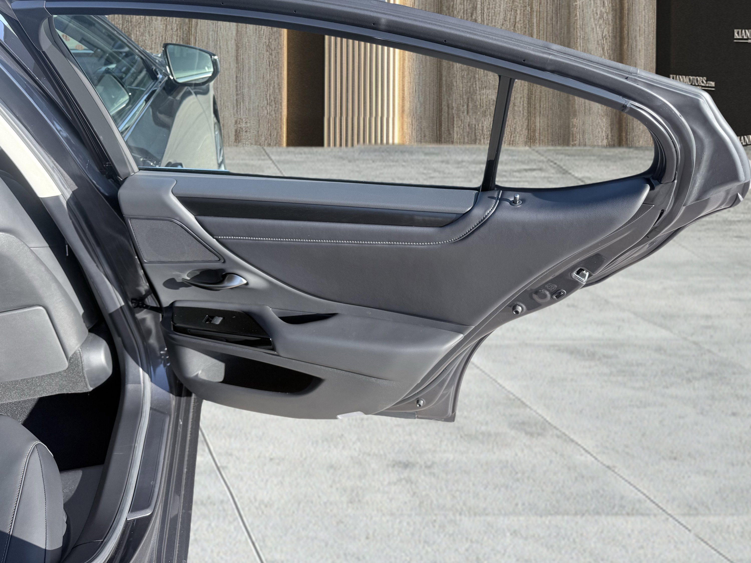 Used 2025 Lexus ES 300h ES 300h F SPORT Design w/ Premium Package image 57