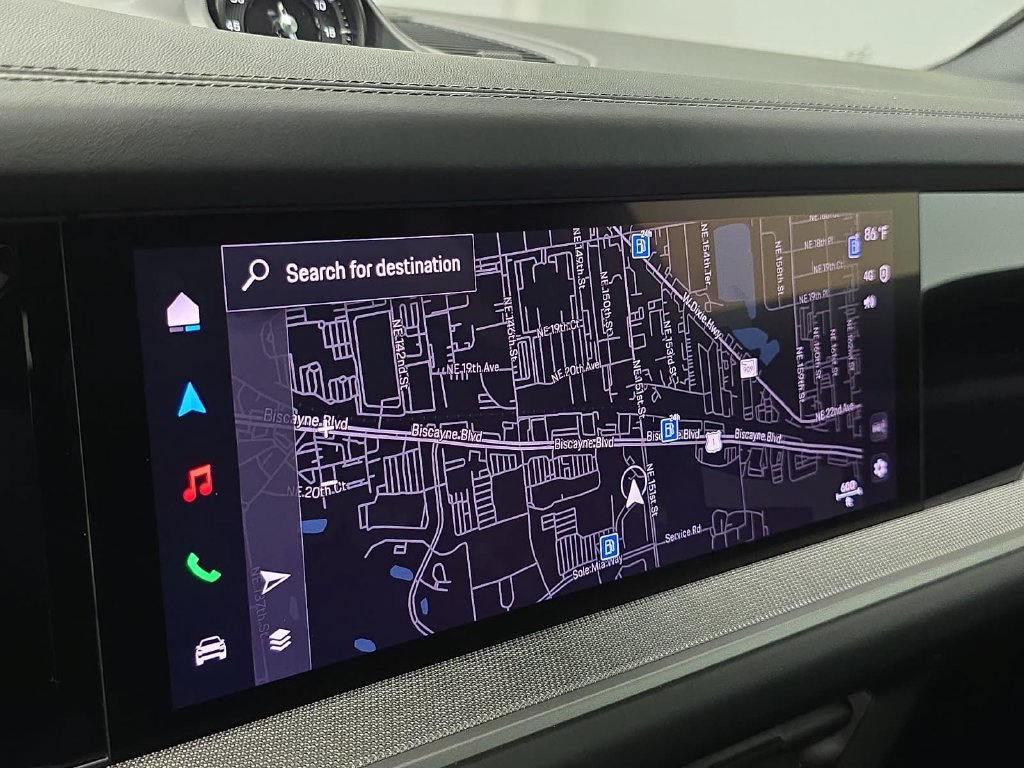 Certified 2026 Porsche Cayenne AWD/4WD image 17