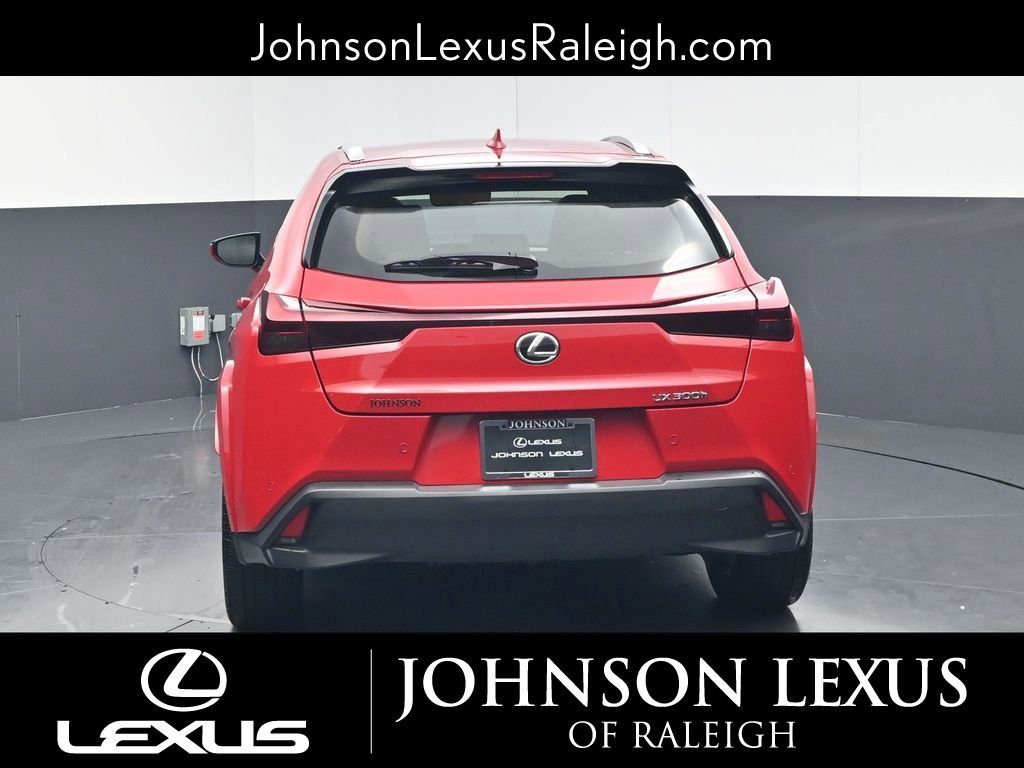 Certified 2025 Lexus UX 300h FWD w/ Accessory Package (Z1) image 8