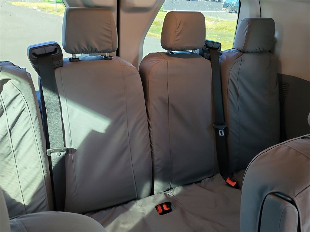 Used 2019 Ford Transit 350 XLT image 10