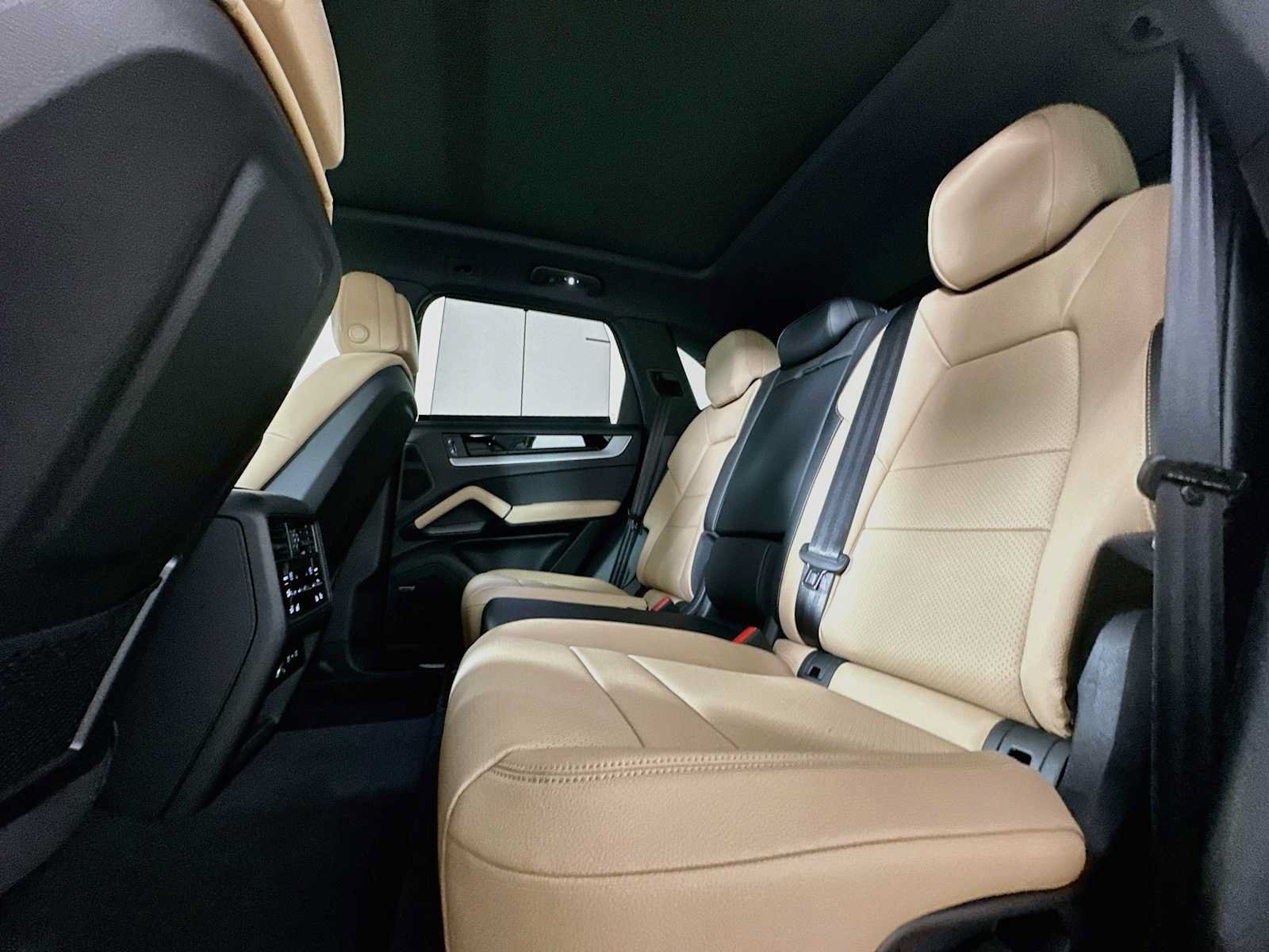 New 2026 Porsche Cayenne AWD/4WD image 23