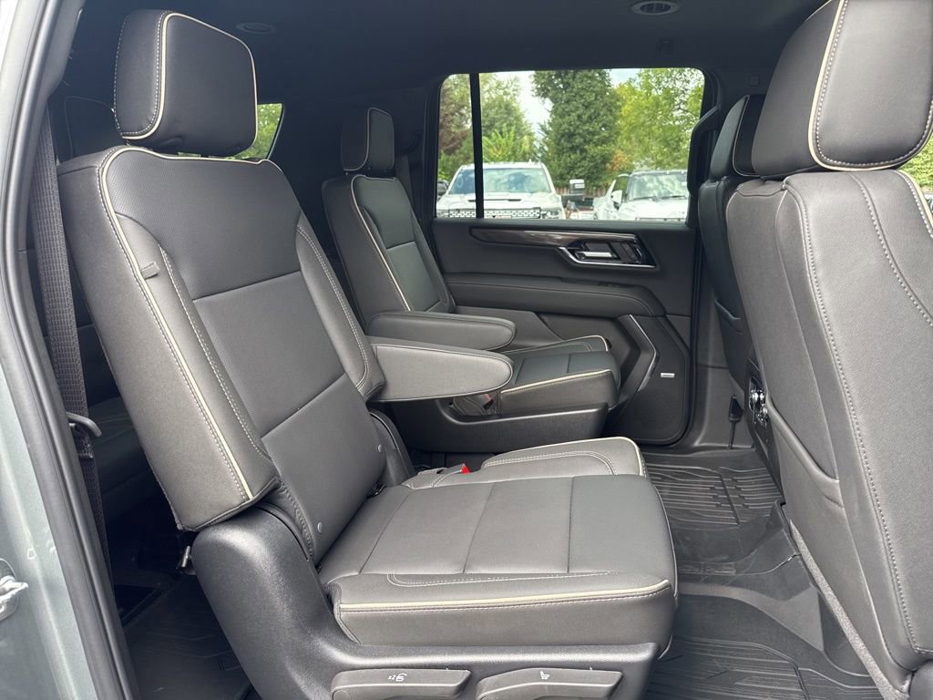 New 2026 GMC Yukon XL Elevation w/ LPO, Floor Liner Package image 14