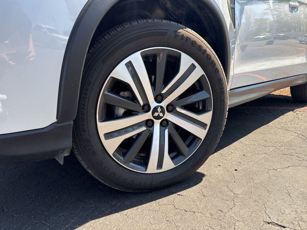 Used 2022 Mitsubishi Outlander Sport ES image 2