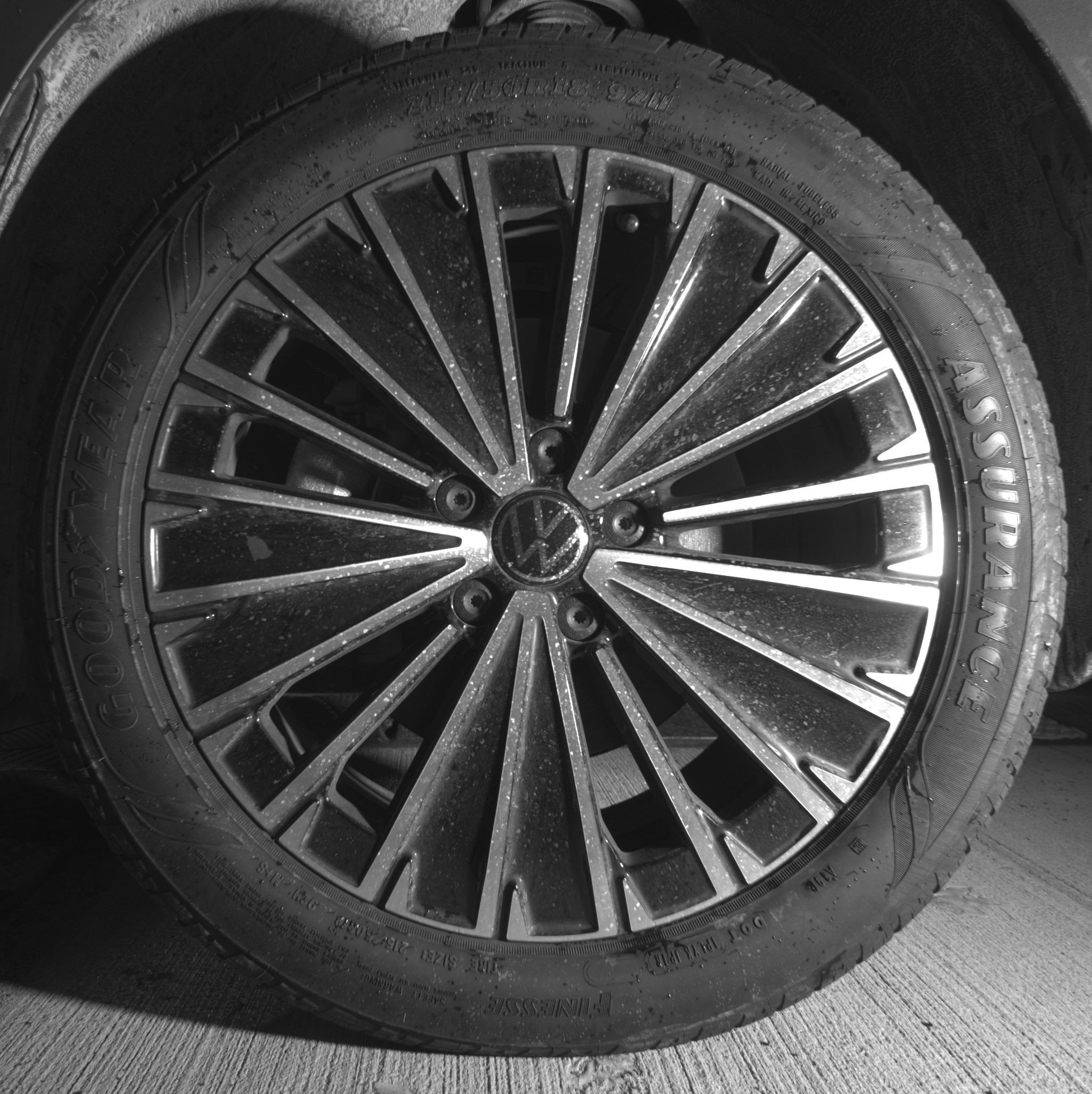 Used 2025 Volkswagen Taos SE image 12