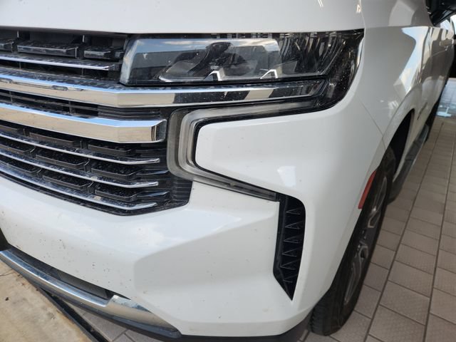 Used 2021 Chevrolet Suburban LT RWD image 7