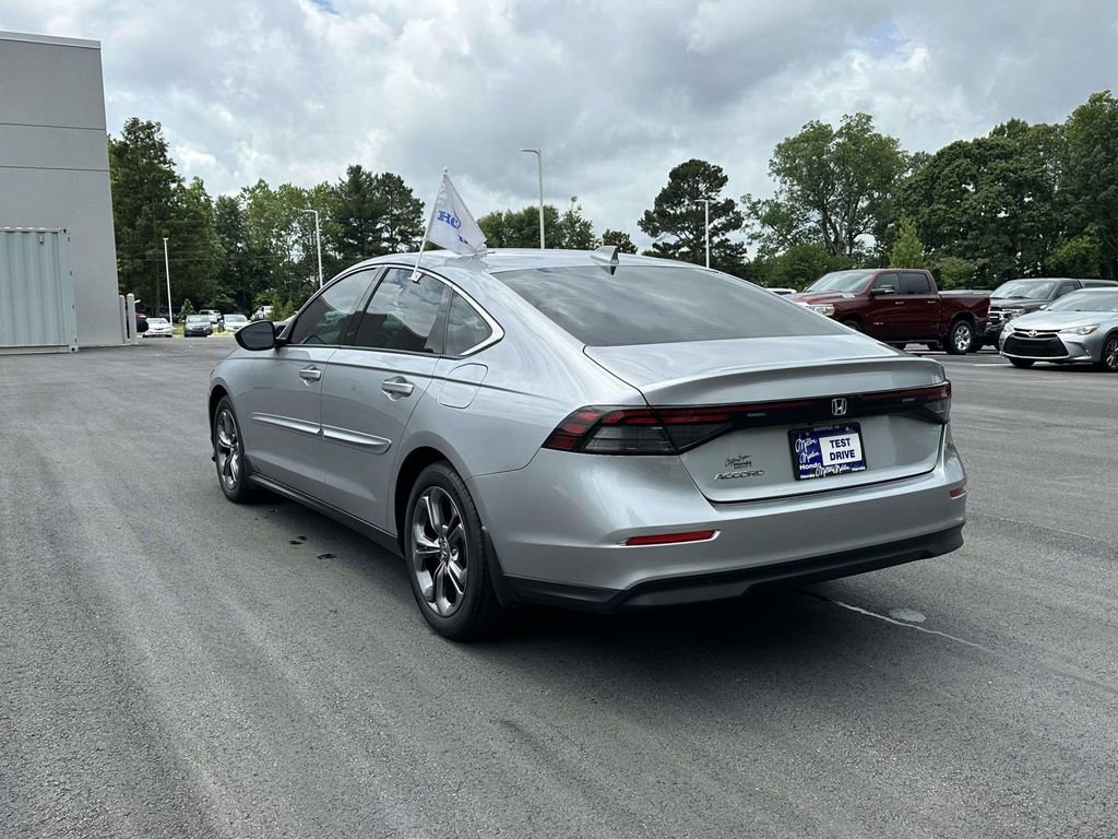 Certified 2023 Honda Accord EX image 25