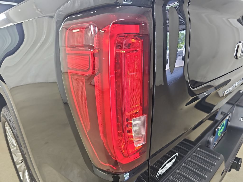 Used 2019 GMC Sierra 1500 Denali w/ Denali Ultimate Package AWD/4WD image 42